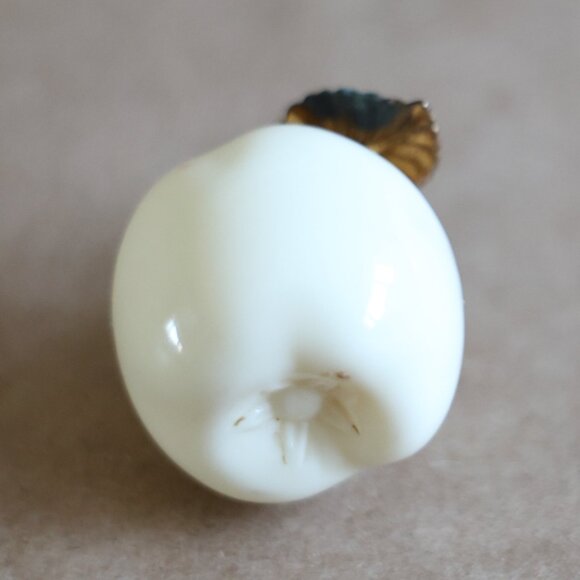 Miniature cat ornament & apple ornament - Picture 6 of 6